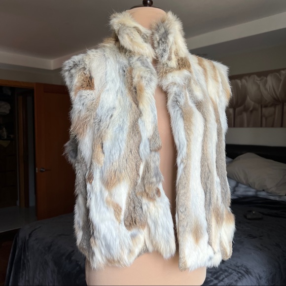 ADRIENNE LANDAU 100% Rabbit Fur Vest In Natural Brown L like new - Picture 13 of 16